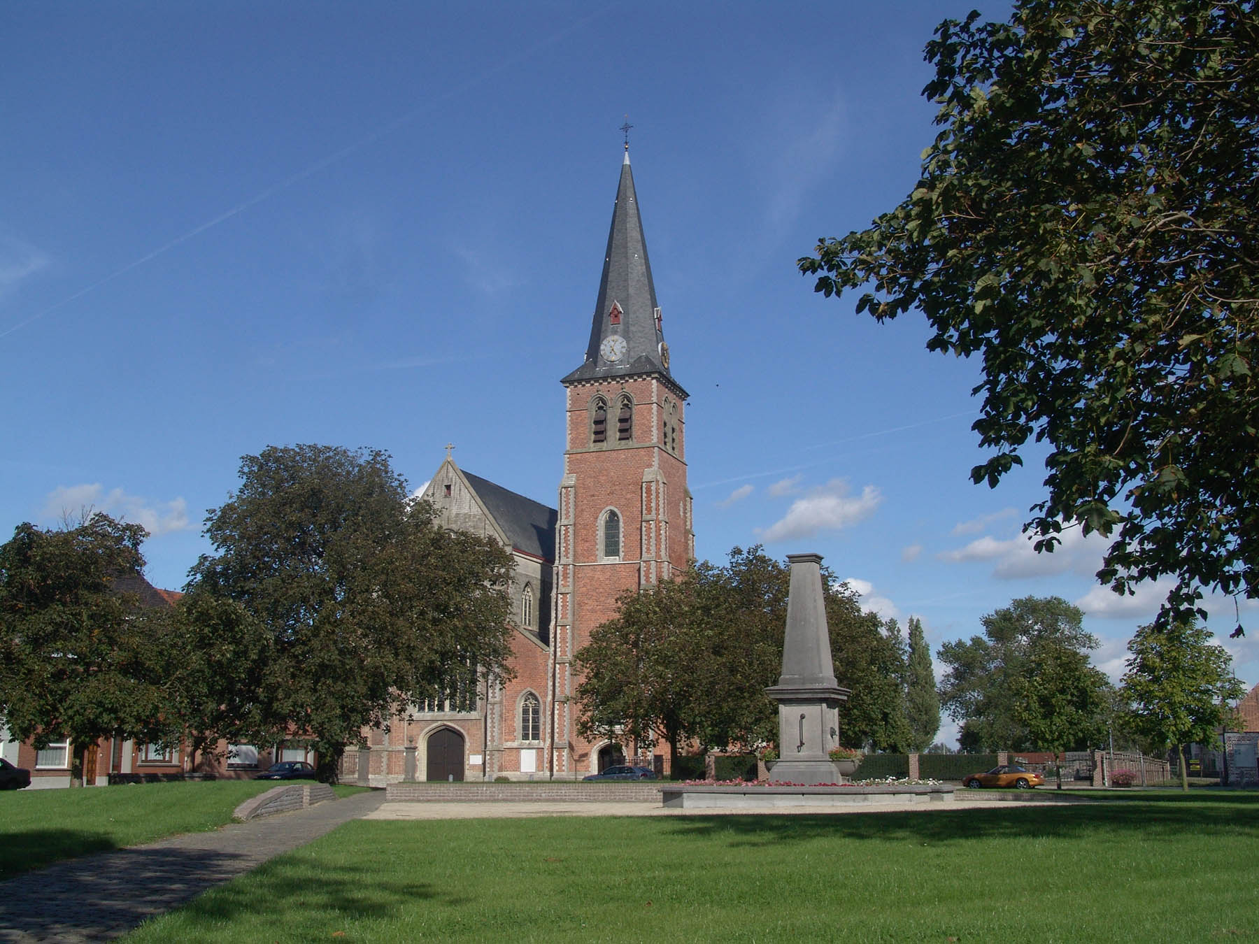 Onze-Lieve-Vrouw Hemelvaartkerk (Sint-Laureins)