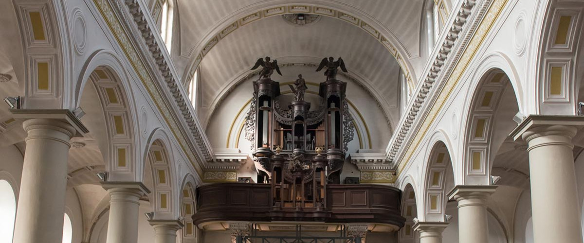 Sint-Catharinakerk in Maaseik (interieur)